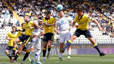 Un'immagine della sfida tra Modena e Como finita 0-0