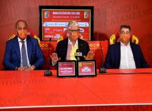 "Christmas match" per il derby con la Vibonese