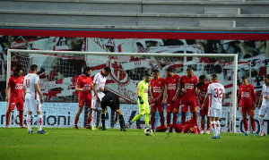 Chiric&ograve; al momento della punizione nella semifinale play off