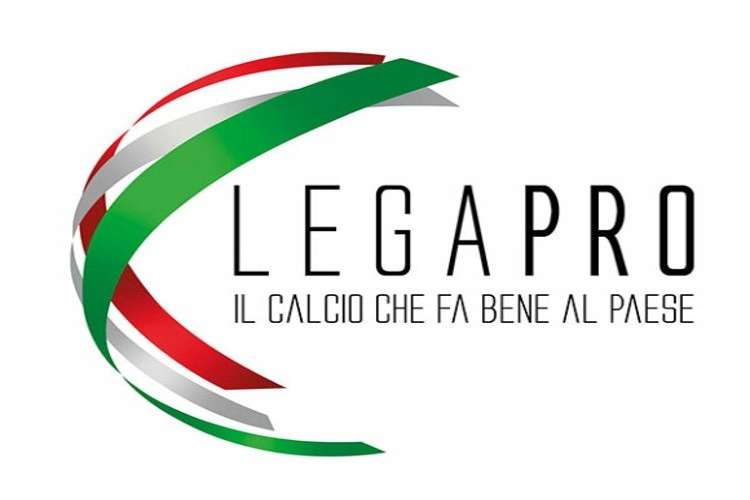 Cambia l&rsquo;orario di Catanzaro-Foggia: si gioca domenica alle 12.00