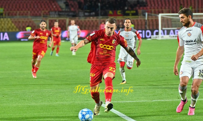 Vandeputte in maglia giallorossa contro la Cremonese la scorsa stagione