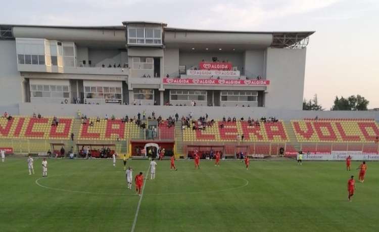 Le squadre schierate