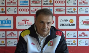 Mister Vivarini in conferenza a Giovino